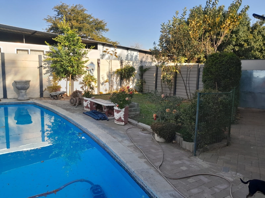 3 Bedroom Property for Sale in Oos Einde North West